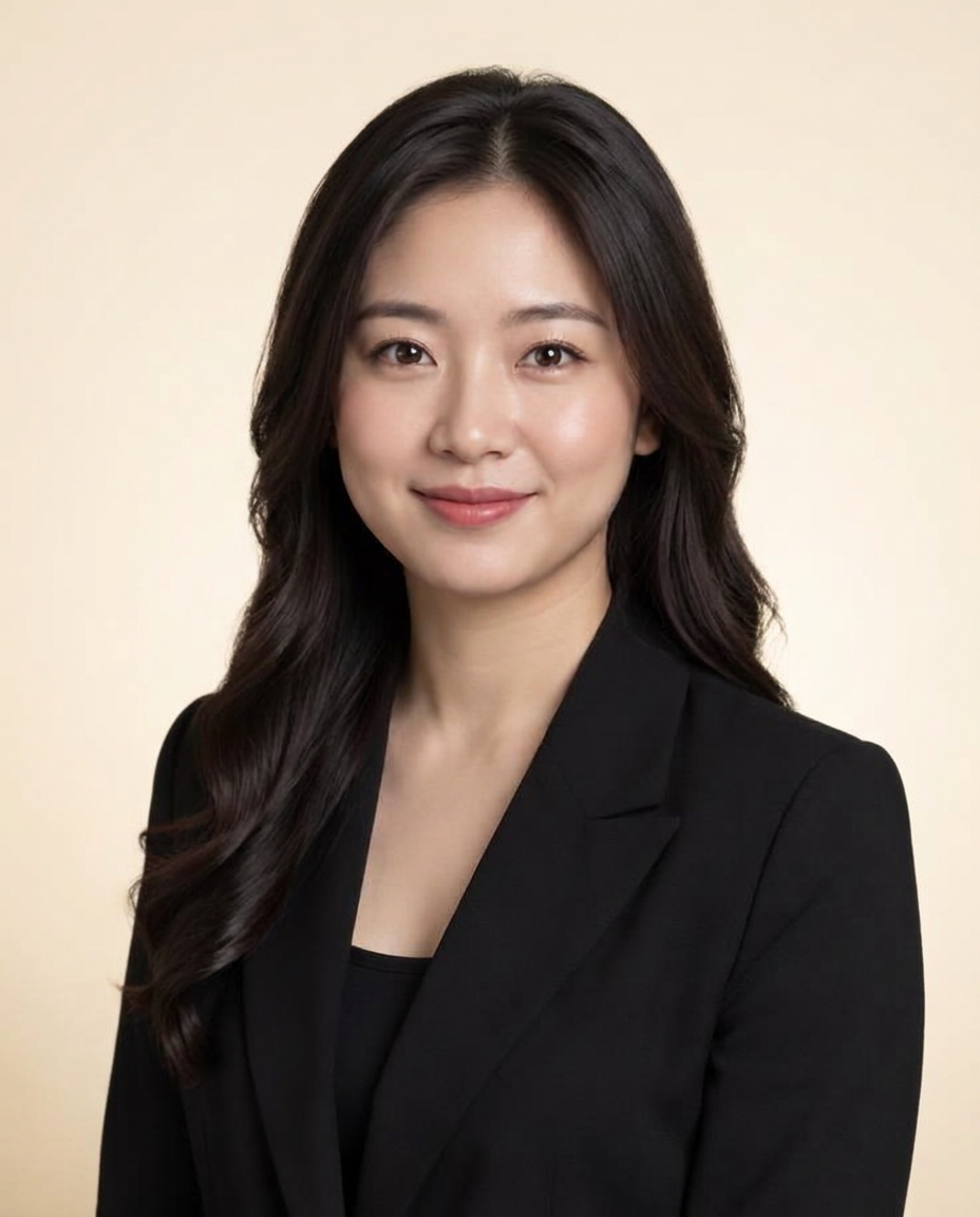 Graduate Career resume photo style example